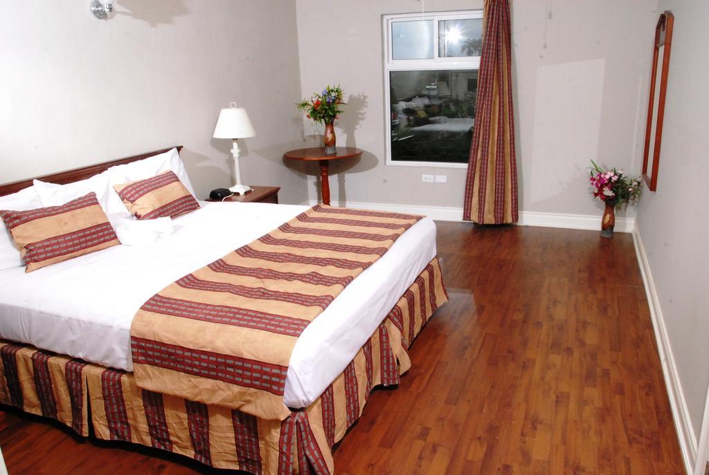 Guest House Villa Mishkan Runaway Bay Quarto foto